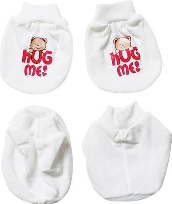 Tollyjoy Lovely Mitten & Bootee Set~Hug me