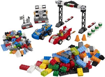 LEGO Juniors - Race Car Rally (350 Pcs)