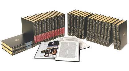 Encyclopaedia Britannica Print Set 15th 2010  Edition