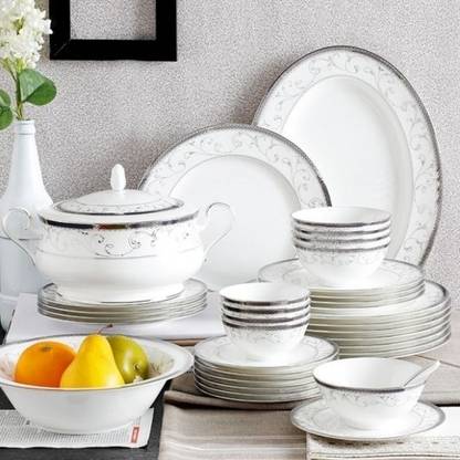 Noritake Pack of 45 Bone China Dinner Set