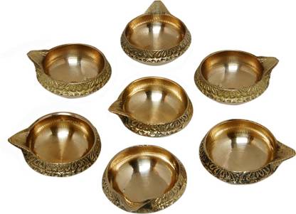 Ma Design Hut Kuber Deep and Deepak Brass (Pack of 7) Table Diya Set