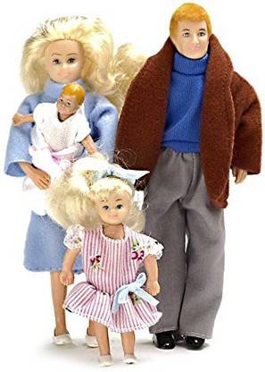 Town Square Miniatures Modern Blonde Family Of 4 House Miniature Set