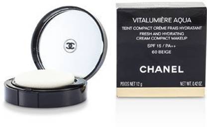 Chanel Vitalumiere Aqua Fresh And Hydrating Crm Compact M/U SPF15 Foundation