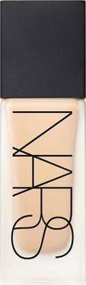 NARS All Day Luminous Weightless  Foundation