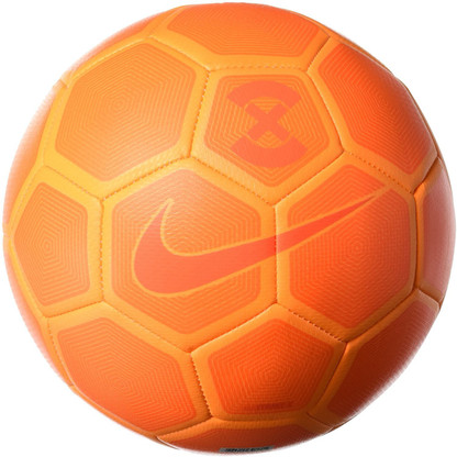 nike football price in flipkart