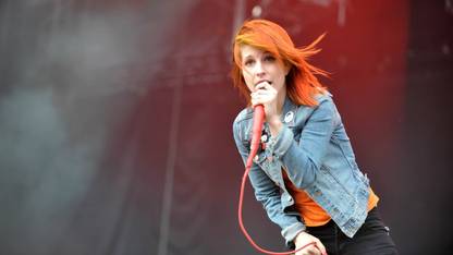 hayley williams paramore singer stage microphone speech on LARGE PRINT 36X24 INCHES Photographic Paper