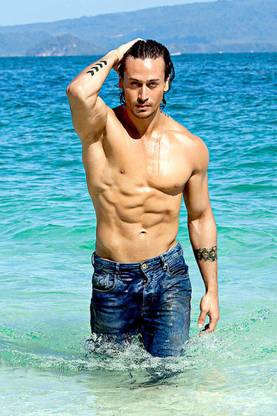 [MY HOME]Tiger Shroff six pack 69Poster(POSTER SIZE = 30cm X 45cm)Buy 1 and get 2 Set Vinyl Sticker(20RING &DOT)+(15 HEARTS)FREE Paper Print