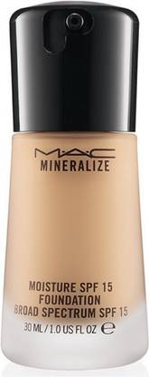 M.A.C Mineralize Moisture SPF 15 Foundation