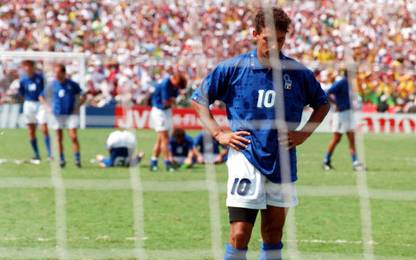 PL Wall Poster Sports -roberto-baggio 13*19 inches Paper Print