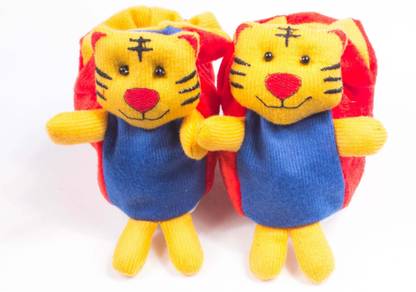 OLE BABY 3D Plush Soft Velvet Fabric light weight Newborn Infant Prewalker Crib Shoes Baby girl Baby Boy Shoes 0-4 Months Booties