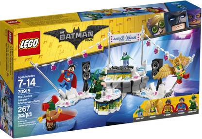 LEGO Batman Movie The Justice League Anniversary Party� (267 Pcs)