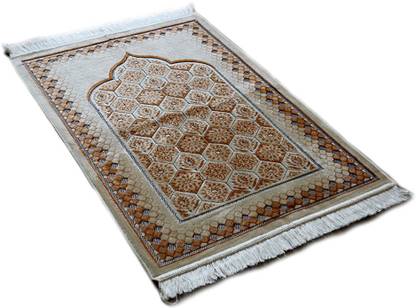 MOMIN BAZAAR Velvet Prayer Mat