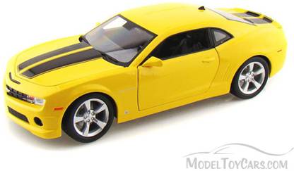 Maisto Chevy Camaro SS RS, Yellow with Black Stripes - 31173 1/18 Scale
