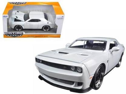 Generic Dodge 2015 Challenger Srt Hellcat White 1/24 By Jada 98170