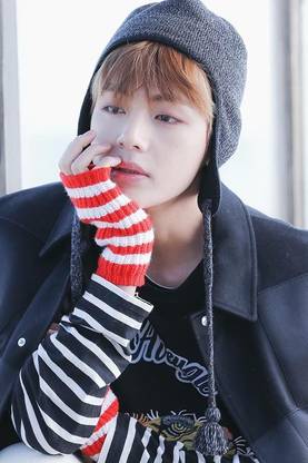 BTS YOU NAVER WALK ALONE V KIM TAEHYUNG (B) Fine Art Print