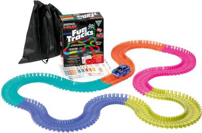 FUNTRACKS - Glow in the Dark 240-Piece Magic Car Race Track