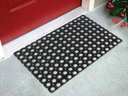 STATUS Rubber Door Mat