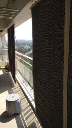 TCLPVC Roller Blind Cord Drawn On Ceiling