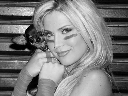 Wall Poster Willa Ford Paper Print