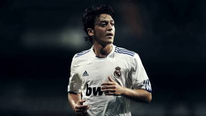 Sports Mesut Ozil Soccer Player HD Wall Poster Paper Print