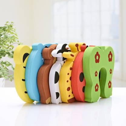 BabySafeHouse 6 Pieces Finger Pinch Door Guard (Animal Shape) for Baby Safety and Baby Proofing to protect child’s fingers