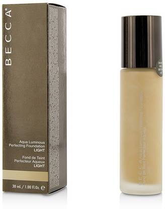 BECCA Aqua Luminous Perfecting Foundation - Light_4566 Foundation