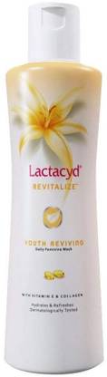 Lactacyd Daily Feminine Wash : 150ml (Revitalize)