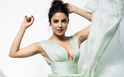 Beautiful Actress Priyanka Chopra HD Wallpaper Poster Multicolor Print Paper Print