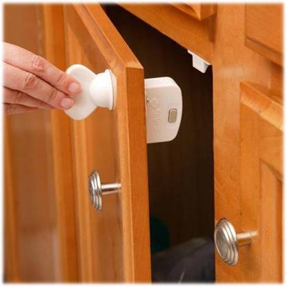 Safety 1st Magnetic Locking System Complete 9 Piece Set