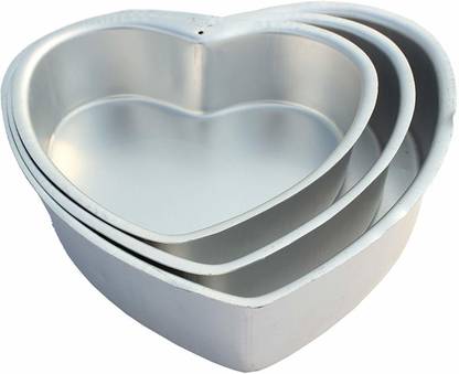 23.5cm Heart shaped small plastic basket 23.5cm Heart shaped small plastic basket