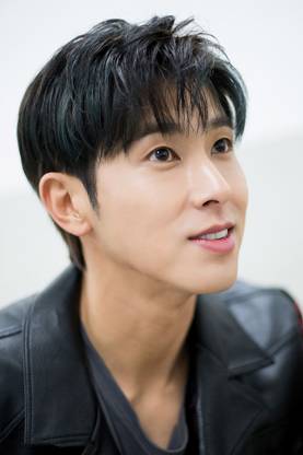 TVXQ Yunho (C) Fine Art Print