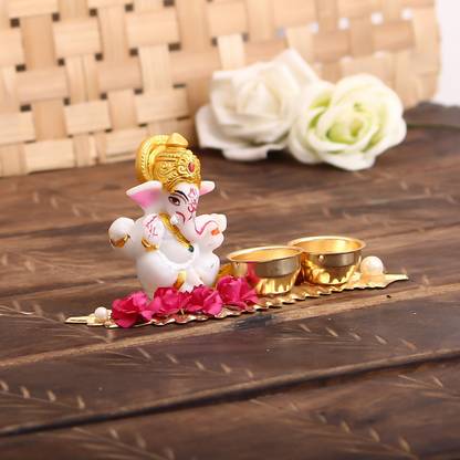 eCraftIndia Lord Ganesha Idol on Decorative Leaf with 2 holders for auspicious offerings Decorative Showpiece  -  7 cm