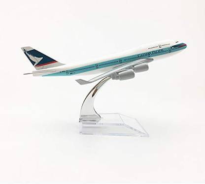 Sage Square 1:300 Cathay Pacific Boeing 747-412 Scale Metal Model Aircraft Highly Detailed Souvenir Model Metal Paper Weights with Silver