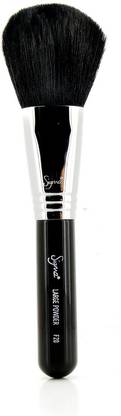 Sigma Beauty F20 Large Powder Brush for Controlled Bronzer Application