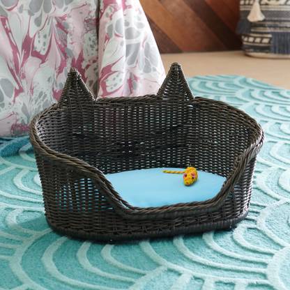 Drew Barrymore Flower Home Drew Barrymore Flower M Pet Bed