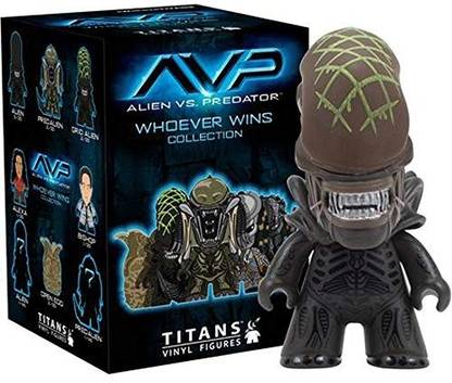 Titan Merchandise Alien Vs Predator Titans Collection The Whoever Wins Collection Mini Figures Mystery Pack
