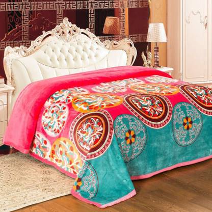SIGNATURE Motifs Double Woollen Blanket for  Heavy Winter