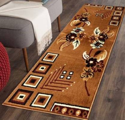 Qplus Gold Polyester Runner