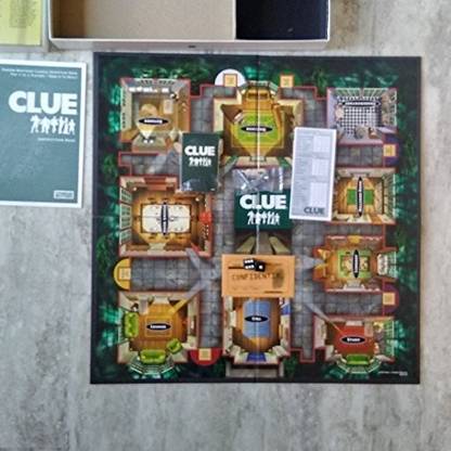 Parker Brothers Clue Game 2002 Educational Board Games