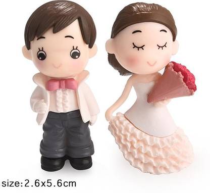 P s retail Sweety Lovers- Bride and Groom Couple Figurine Miniature Decorative Showpiece  -  5.6 cm