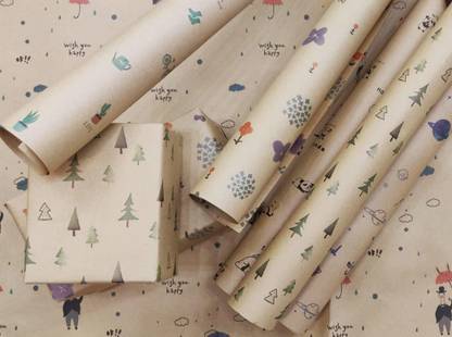 Satyam Kraft 10 Gift wrapping paper Brown paper design sheets with 10 
 gift tags Chirstmas Tree, Socks, Flower Paper Gift Wrapper
