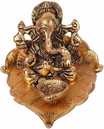 PUCHCHI Leaf Ganesha with deepak Decorative Showpiece  -  6.8 cm