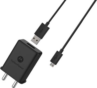 MOTOROLA 2.4 A Wall Charger for Mobile with Detachable Cable