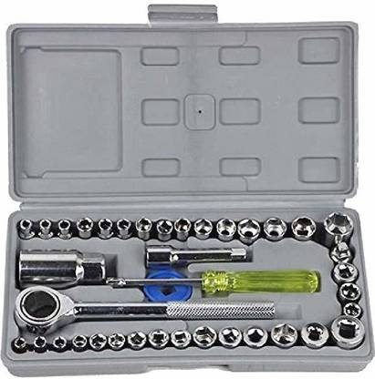 SP WORLD WIDE 40 PC COMBINATION TOOL KIT Socket Set