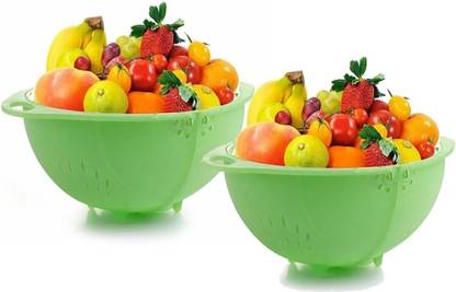 FOCUS PRODUCT 2 An innovation in cooking and preparation gadgets. Rinse is a 2-in-1 bowl and strainer that is perfect for washing fruits, vegetables and salad. A smooth, locking strainer easily folds out to catch your food items in one easy tilt. We don't like it, we love it! This bowl has a strainer "side" that folds out to catch your pasta/fruit/veggies, so you can rinse and then strain out the water all in one bowl. An easy way to wash your vegetables and also a nice salad bowl to put on the table. Plastic Fruit & Vegetable Basket