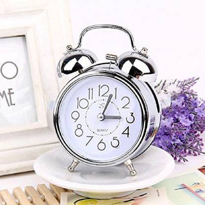 play run Analog Silver Clock