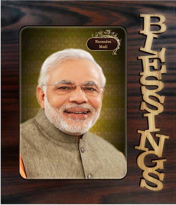 Poster N Frames Decorative Blessings Hand Crafted photo of Narendra Modi 13745 Digital Reprint 9 inch x 7.75 inch Painting