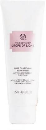 THE BODY SHOP Drops Of Light Brightening Cleansing Foam