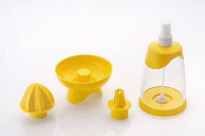 HE International Plastic Citrus Spray Lemon Juice Sprayer Hand Juicer Mini Squeezer Kitchen Tool,3 in 1 Hand Juicer
