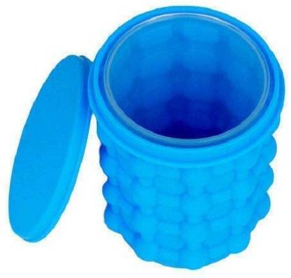 SHREE ONE EXPORT 1 L Silicone 1 L Silicone Ice Cube Maker ( Silicone ) Ice Bucket (Blue) Ice Bucket